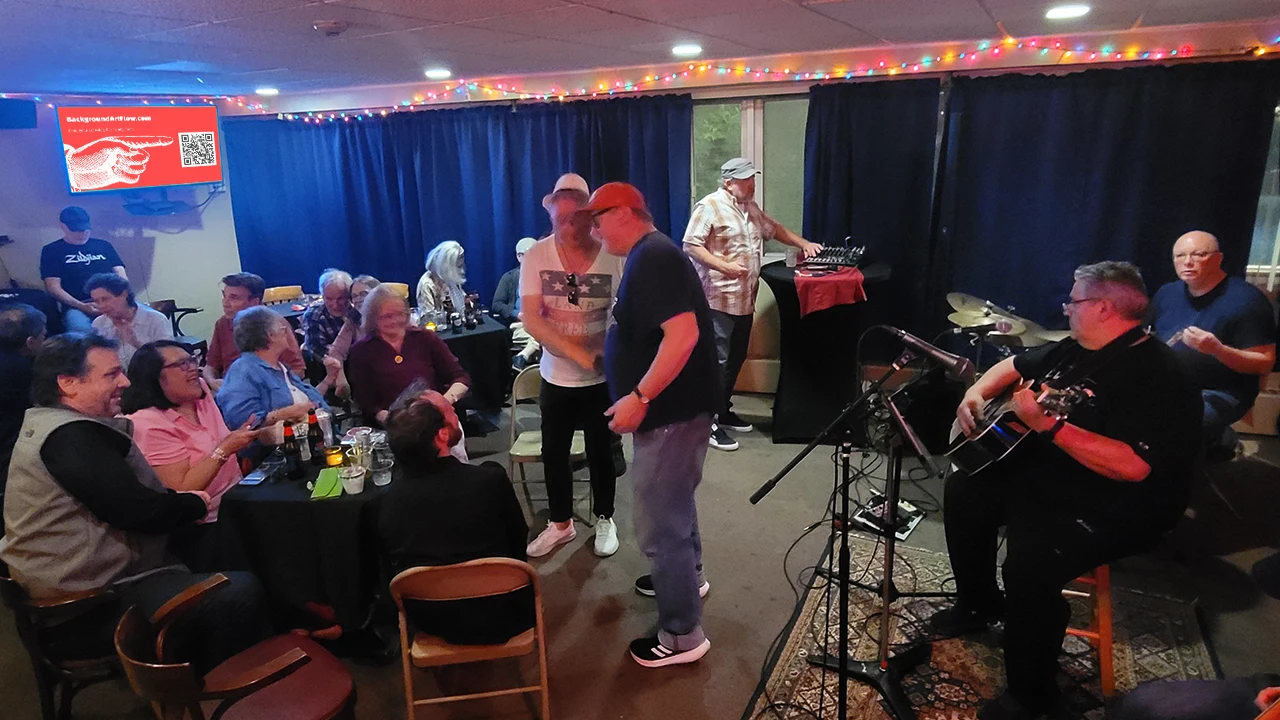 Bar scene with Background Artflow screen on the left